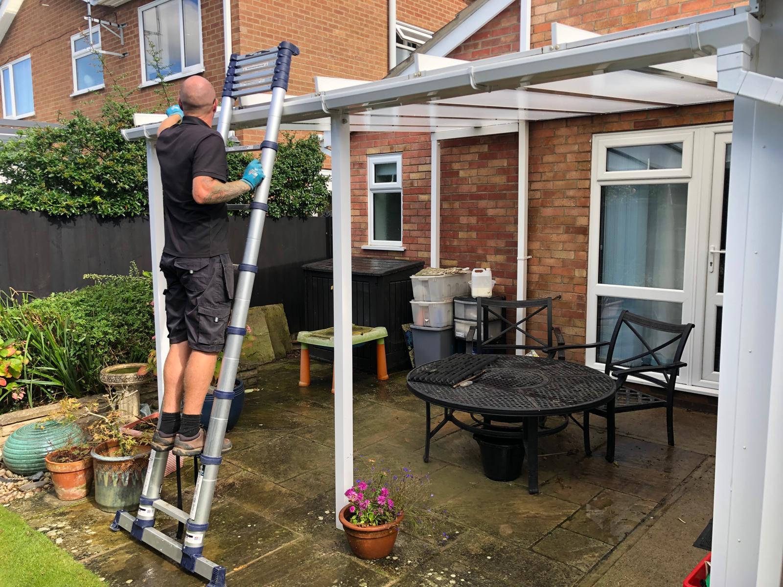 South Holland Window Cleaning Roofline Solar Panels